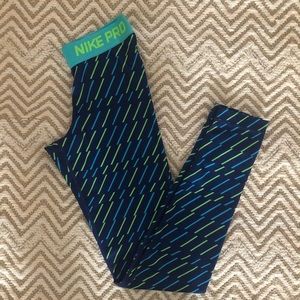 Nike Pro running leggings